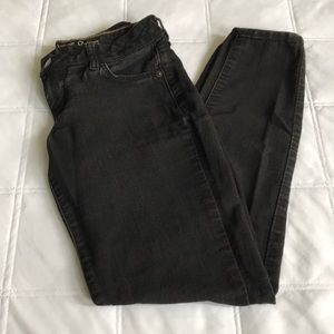 Black Skinny Jeans
